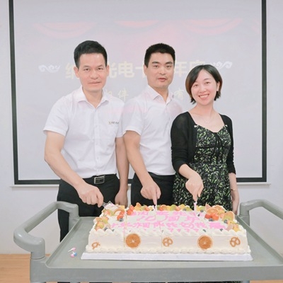 納宏光電10歲啦！“相伴十載，感恩有你”